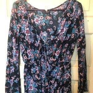 Xhilaration flirty romper